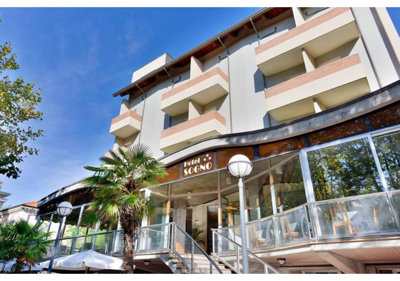 Hotel Sogno Cesenatico Exterior photo