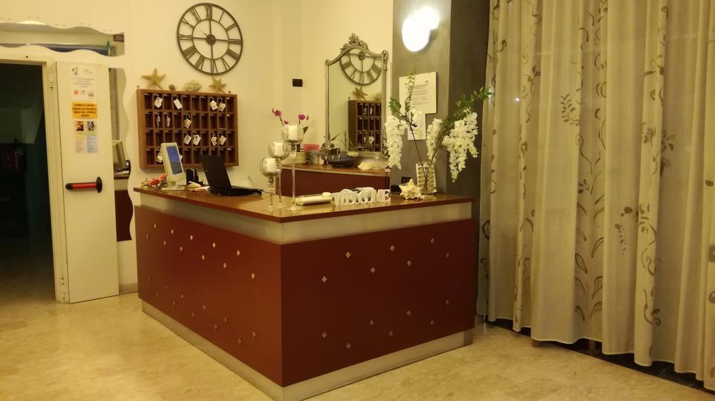 Hotel Sogno Cesenatico Exterior photo